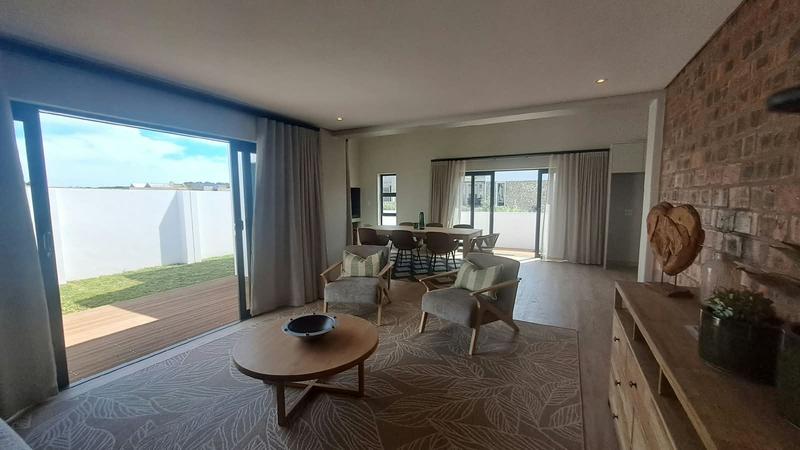 2 Bedroom Property for Sale in Stilbaai Wes Western Cape